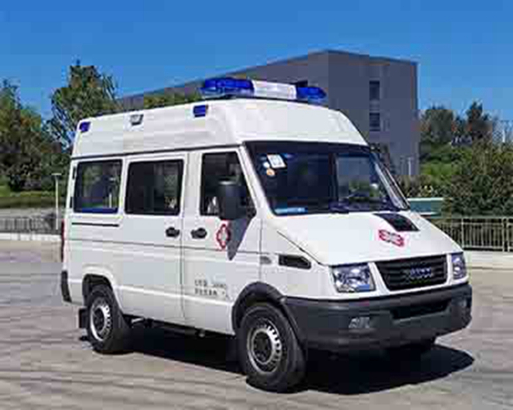 依維柯CL5049XJH6YS型救護車